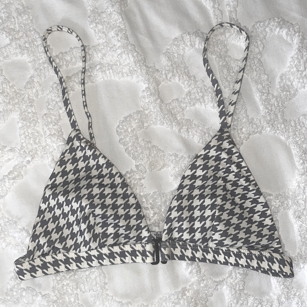 ACACIA Houndstooth Top